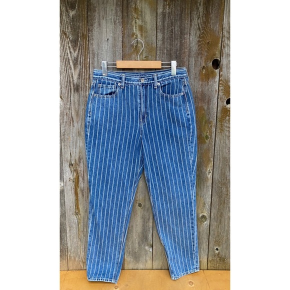AEO pinstripe denim jean hi-rise mom style - Picture 3 of 6